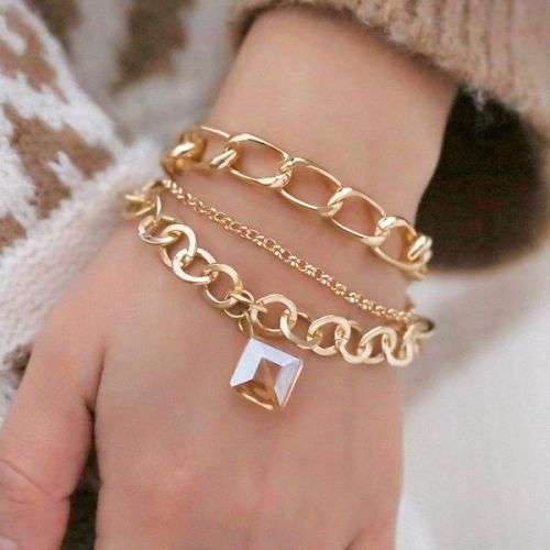 **New** Stylish and Trendy Bracelet, Alloy Plated and Crystal Pendant - CrAze Auction !