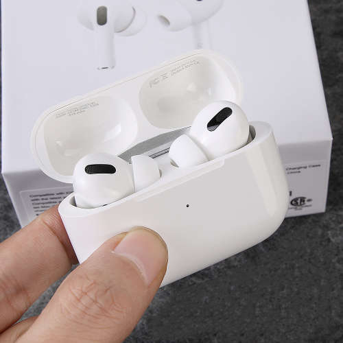 *CrAze Auction*Authentic Apple Airpods Pro | Noise Cancellation | Siri + More ! - Weekend special !