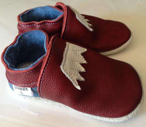 Leather baby shoes