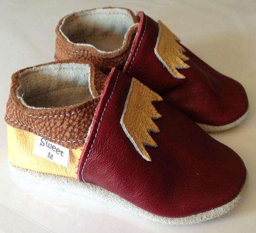 Leather baby shoes