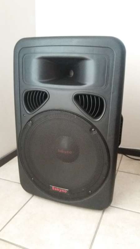 700W SAKYNO SPEAKER BOOM BOX