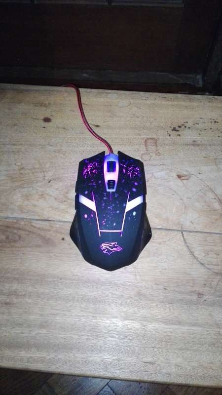 Precision Gaming mouse with lumo changing colours! Hot!!!!