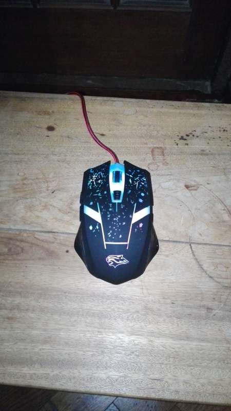 Precision Gaming mouse with lumo changing colours! Hot!!!!
