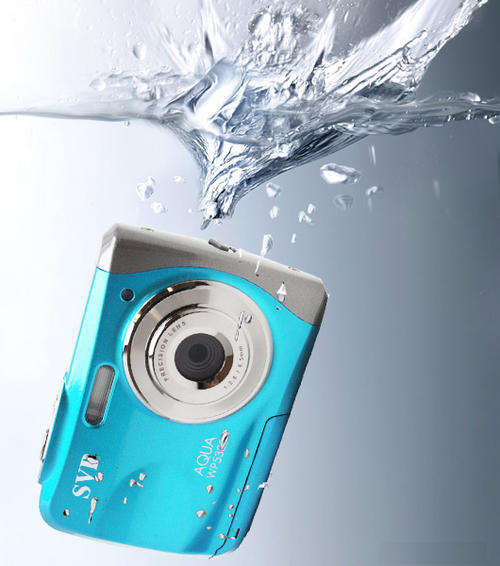 12MP UNDERWATER DIGITAL CAMERA - 8 X ZOOM - VIDEO & FACE DETECTION