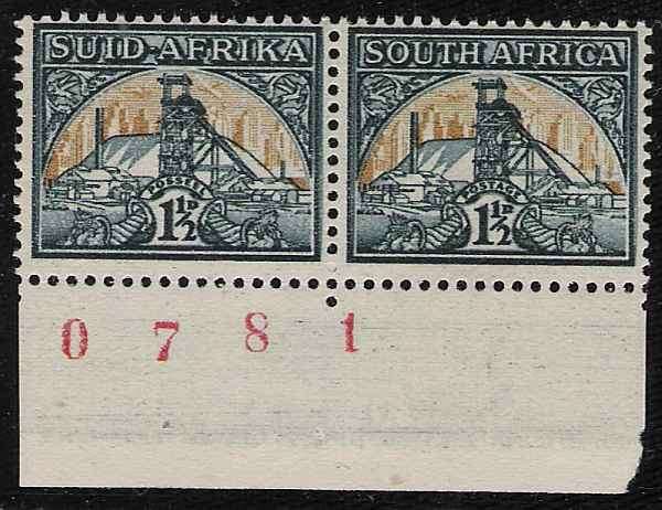 Scarce!  "Waffle Plate" Pair with Sheet No! 1941 - 1 1/2d Def Issue. UM.  See Description!