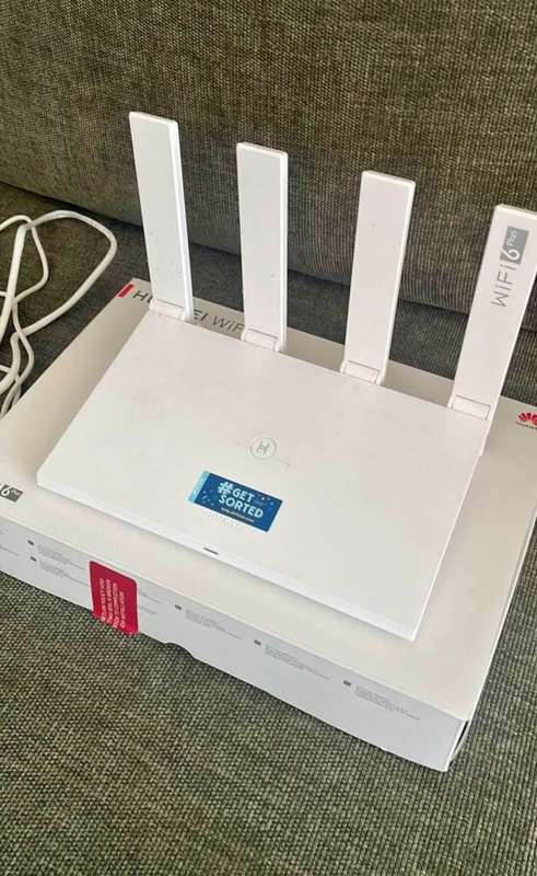HUAWEI WiFi AX3 Dual-Core Router (Almost Like New)