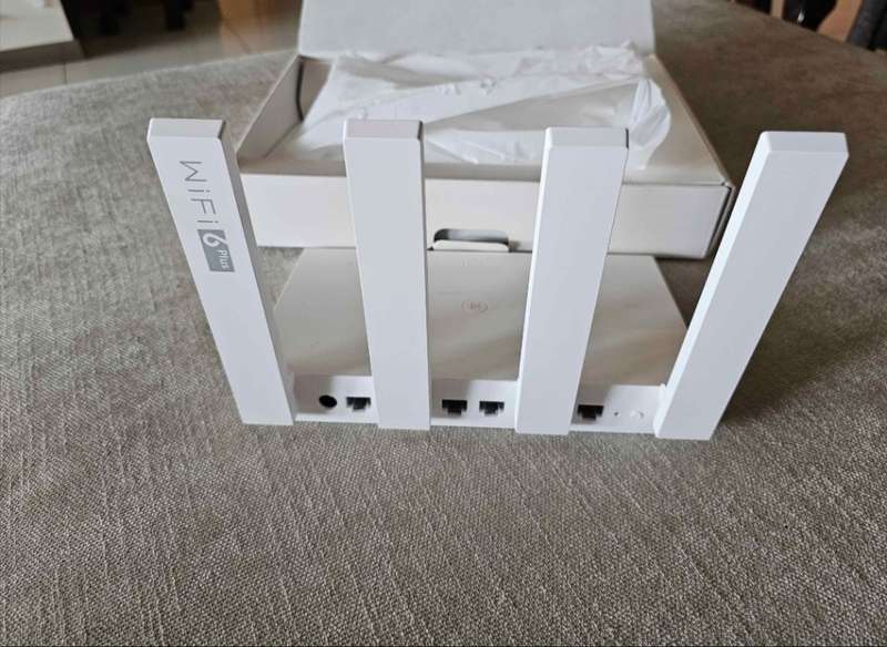 HUAWEI WiFi AX3 Dual-Core Router (Almost Like New)