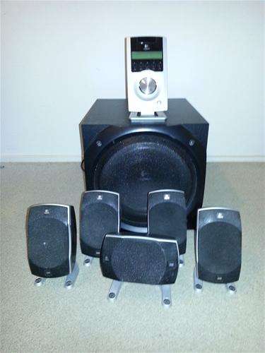 Logitech Z-5500 Digital 5.1 Surround System