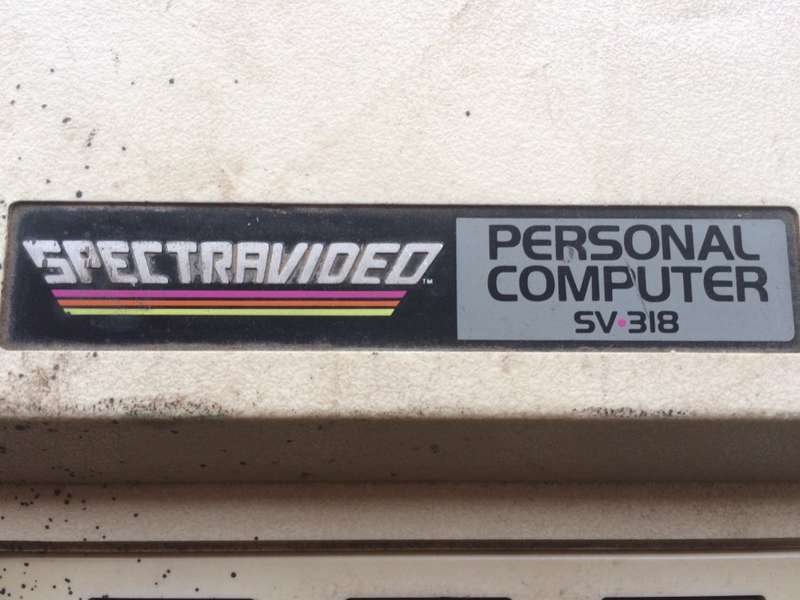 Spectravideo SVI-318 1983 personal computer