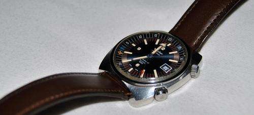 Vintage Wyler diver's watch