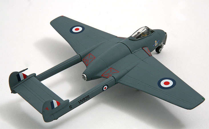 1/72 Corgi Diecast de Havilland Vampire FB. Mk5 RAF No.112 Sqn. Cute twin boom fighter used by SAAF!