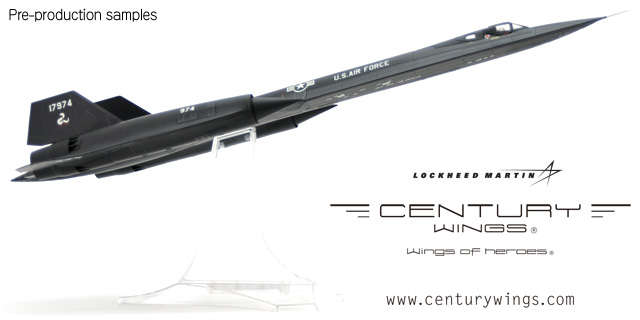 1st RELEASE CENTURY WINGS 1/72 SR-71 BLACKBIRD!!! ABSOLUTELY STUNNING!!!