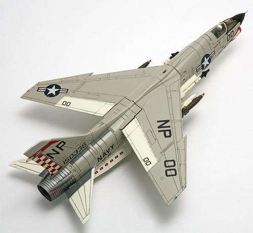 Century Wings Premium Diecast Vought F-8E Crusader, VF-211 Fighting Checkmates!!!