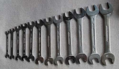 Gedore 6mm to 32mm spanner set.