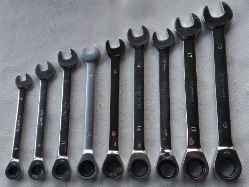 Ratchet spanner set - 8 to 19mm