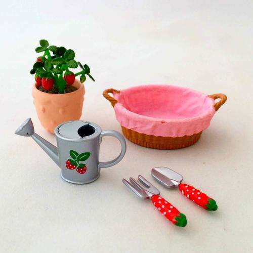 Rement Playscale Miniatures - Strawberry Potplant and Potting Set