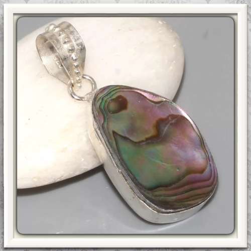***NATURES BOUNTY***STUNNING ABALONE GEMSTONE 925 STERLING SILVER PENDANT