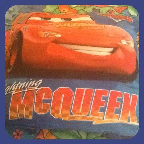 Love Him! Lightning McQueen Decorative cushion