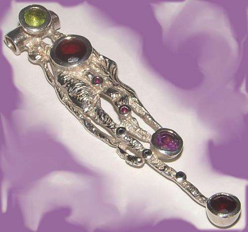 ***TRENDY & ARTY***SILVERADO BY ARGENTI ORO - STUNNING HAND MADE PENDANT WITH NATURAL GEMSTONE!