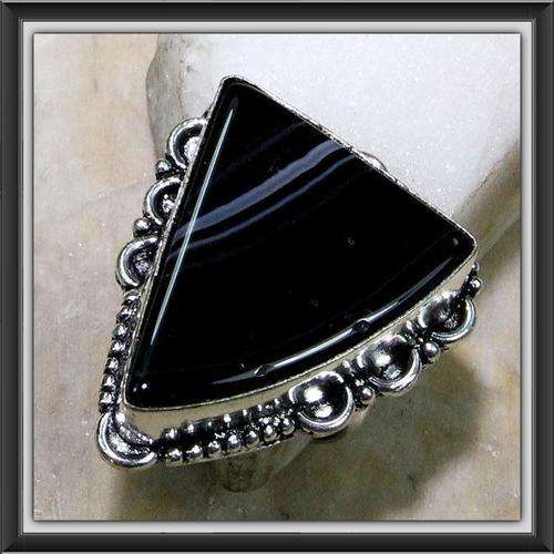 ***FASHIONABLE AND TRENDY***LARGE BLACK AGATE .925 SILVER RING SIZE 8