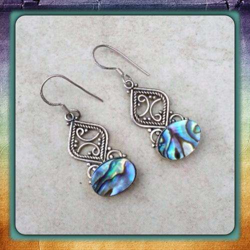 ***IMPRESSIVE***STUNNING EARRINGS IN SOLID 925 STERLING SILVER WITH ABALONE STONE.