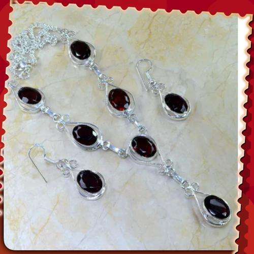 ***EXTRAORDINARY BEAUTY***NATURAL GARNET GEMSTONE EARRINGS & NECKLACE .925 SILVER