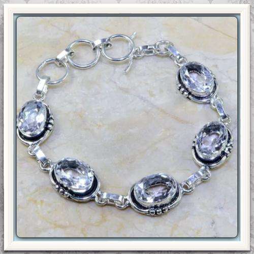 ***GLAMOROUS HARD TO GET ***BEAUTIFUL NATURAL WHITE TOPAZ SILVER BRACELET