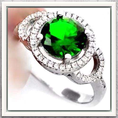***BREATHTAKING***4.91 cts RUSSIAN EMERALD, WHITE TOPAZ SOLID .925 STERLING SILVER SIZE 8