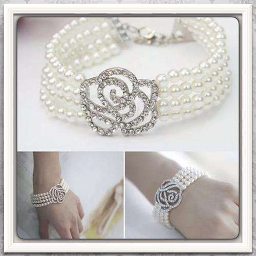 ***EXQUISITE DAZZLING***,ROSE DESIGN CRYSTALS/ DIAMANTE,PEARL BEADS BRIDAL, EVENING WEAR BRACELET