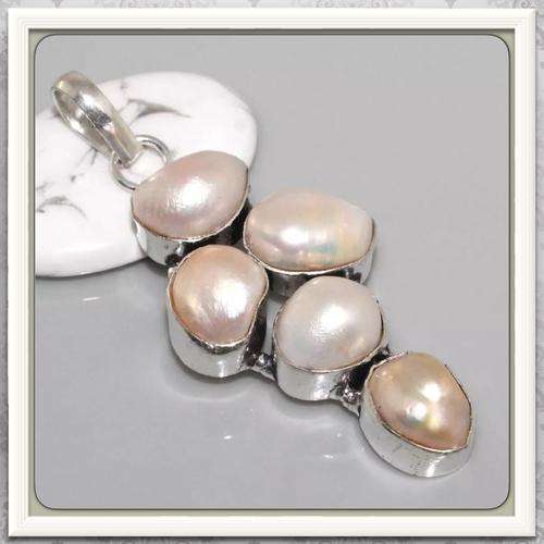 ***SOO.... BEAUTIFUL *** ELEGANT BIWA PEARL . 925 SILVER PENDANT