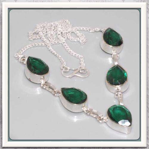 ***ABSOLUTELY EXQUISITE***NATURAL EMERALD QUARTZ GEMSTONE 925 SILVER NECKLACE