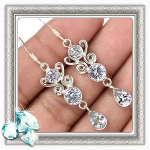***BRILLANT TOP QUALITY***BEAUTIFUL NATURAL WHITE TOPAZ SOLID .925  SILVER EARRINGS