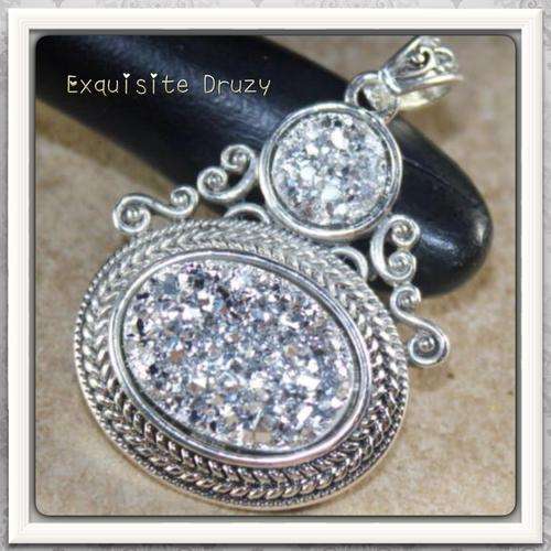 ***EXCEEDINGLY BEAUTIFUL***ANTIQUE STYLE SILVER DRUZY .925 SILVER FILLED PENDANT!