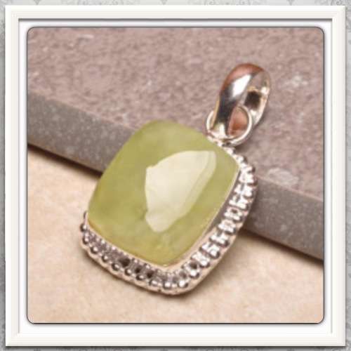 ***BEAUTIFUL ONE OF A KIND*** NATURAL SCOTTISH MOSS PREHNITE,  GEMSTONE  .925 SILVER PENDANT