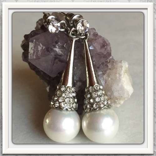 ***REALLY BEAUTIFUL*** AAA + FASHION PEARL AND DIAMANTÈ SILVER EARRINGS