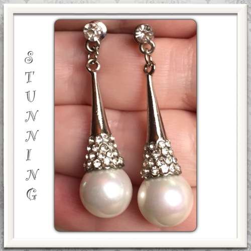 ***REALLY BEAUTIFUL*** AAA + FASHION PEARL AND DIAMANTÈ SILVER EARRINGS