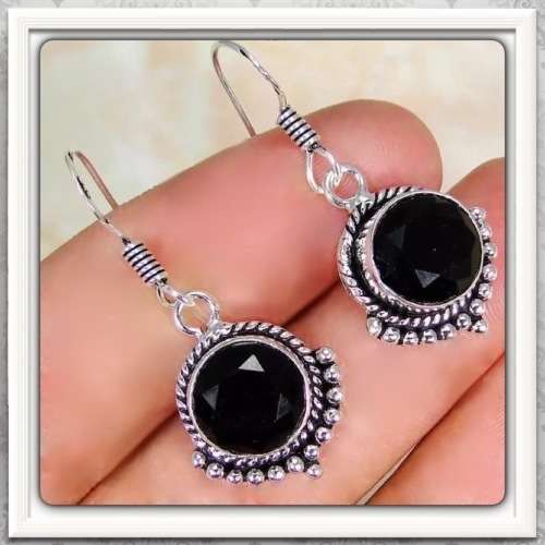 ***LOVELY ONE OF A KIND***PETITE NATURAL BLACK ONYX, GEMSTONE SILVER EARRINGS