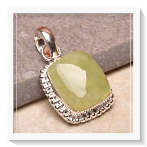 ***BEAUTIFUL ONE OF A KIND*** NATURAL SCOTTISH MOSS PREHNITE,  GEMSTONE  .925 SILVER PENDANT