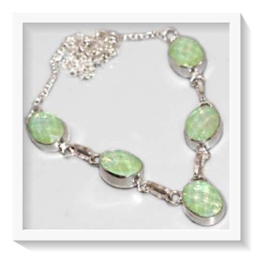 ***ABSOLUTELY BEAUTIFUL*** SOFT MINT GREEN FANCY DICHROIC GLASS  .925 SILVER NECKLACE