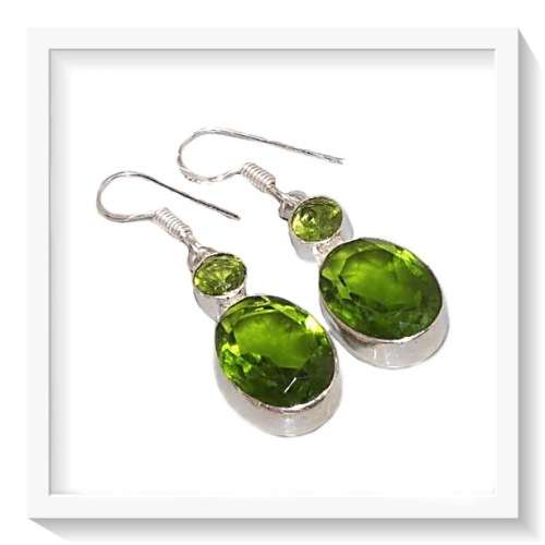 *** VERY PRETTY***  PERIDOT GEMSTONE  .925 SILVER EARRINGS