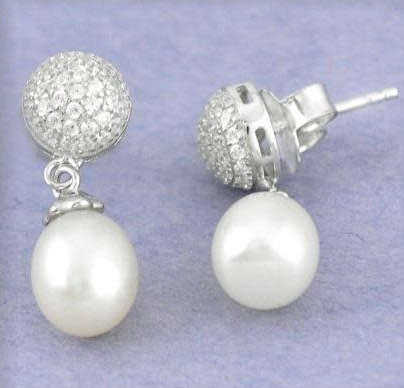 9,29 cts Natural White Pearl, White Topaz  Solid .925 Sterling Silver Earrings