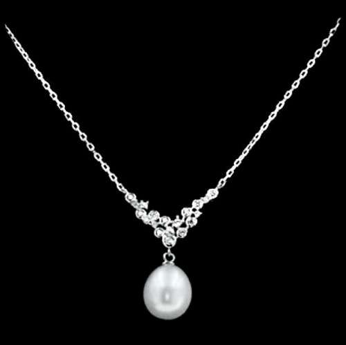21.45 cts Dainty Freshwater Pearl AAA White CZ in Solid. 925 Sterling Silver 14K W/Gold Necklace