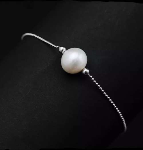 Dainty Freshwater Pearl  Solid. 925 Silver Bracelet