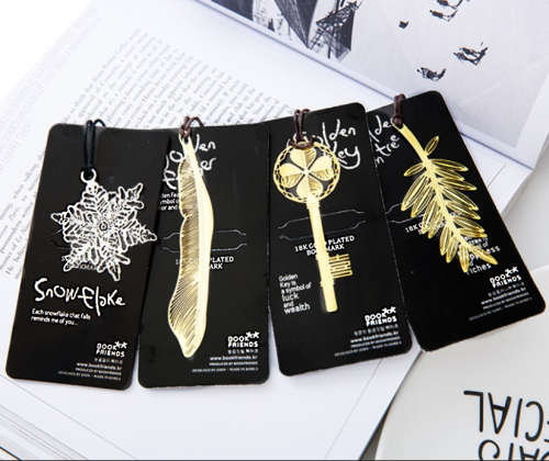 Creative 3d Mini Metal Feather 18k Gold Plated Bookmark