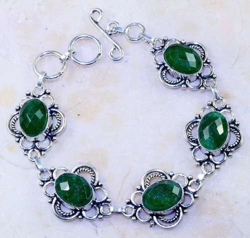 Indian Emerald Quartz Oval Gemstone in .925 Sterling Silver Plated Antique Style Bracelet