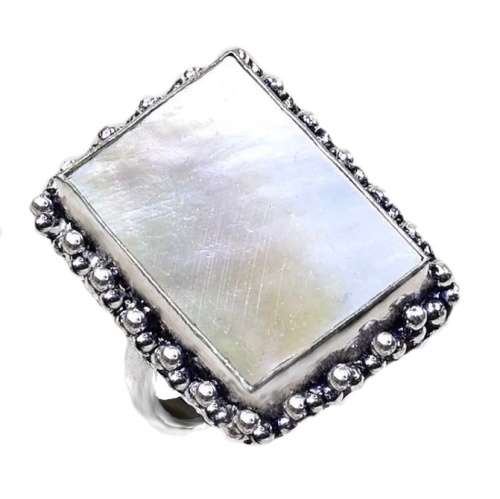 Natural Mother of Pearl Rectangle set in Antique Style. 925 Sterling Silver Ring Size US 8 / Q