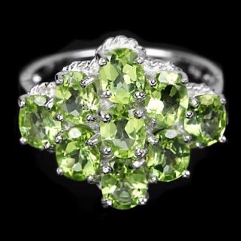 Deluxe Natural Unheated Peridot Gemstone set in Solid .925 Sterling Silver Ring Size US 7 or O
