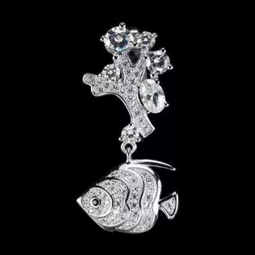 Deluxe AAA Black and White Cubic Zirconia set in Solid .925 Sterling Silver 14K W / Gold Pendant