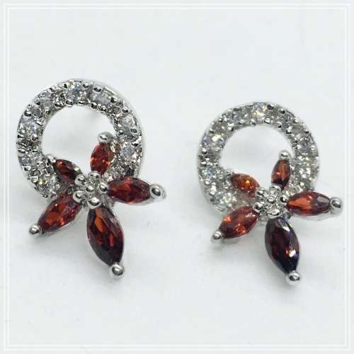 Dainty Handmade Simulated Garnet  White Cubic Zirconia Floral Fashion Stud Earrings