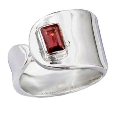 Natural Garnet Gemstones set in Solid .925 Sterling Silver Ring Size 9 or R 1/2 Adjustable